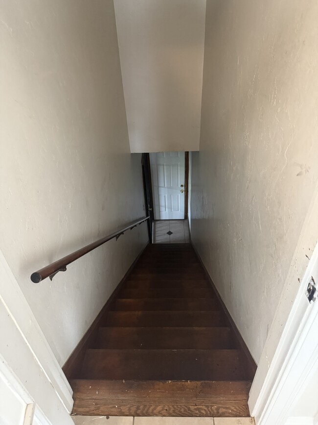 Stairs to garagre - 309 36th St