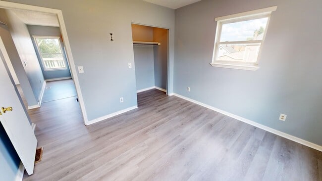 Building Photo - 230 W 3rd St