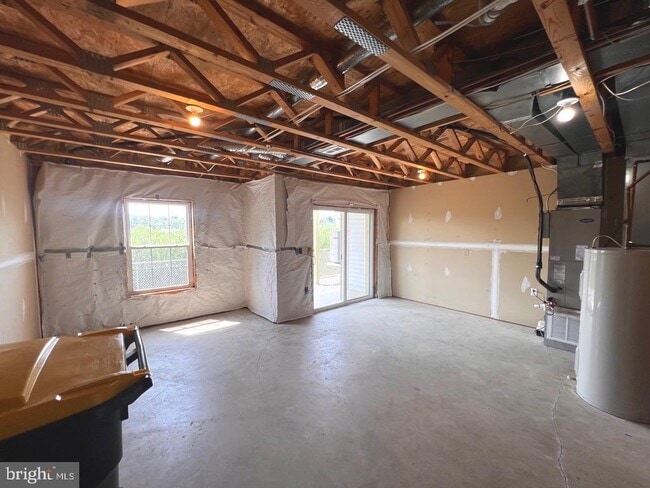 Building Photo - 3613 Harbor Rd