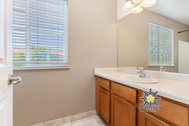 Building Photo - 5556 Geronimo Way