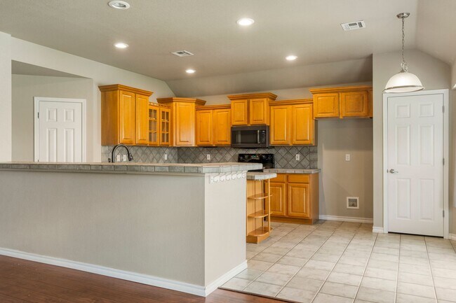 Building Photo - 3 bedroom home In Wakefield Crossing - Bix...