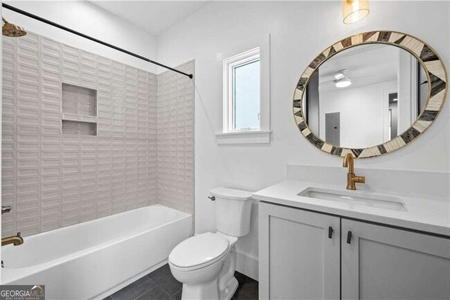 Building Photo - 255 High St