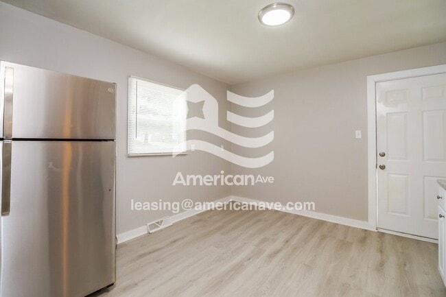 Building Photo - 2710 Fletcher St