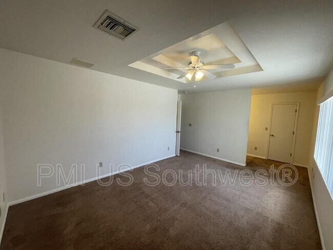 Building Photo - 3371 Sharon Ln