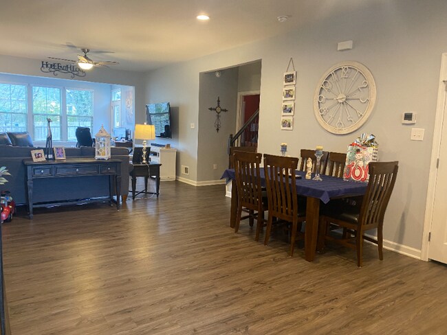 Building Photo - 7974 Wistar Woods Ct