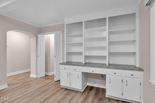 Building Photo - 100 Laurel Hill Cir