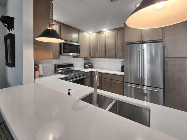 Building Photo - 1558 Blaine's Wy