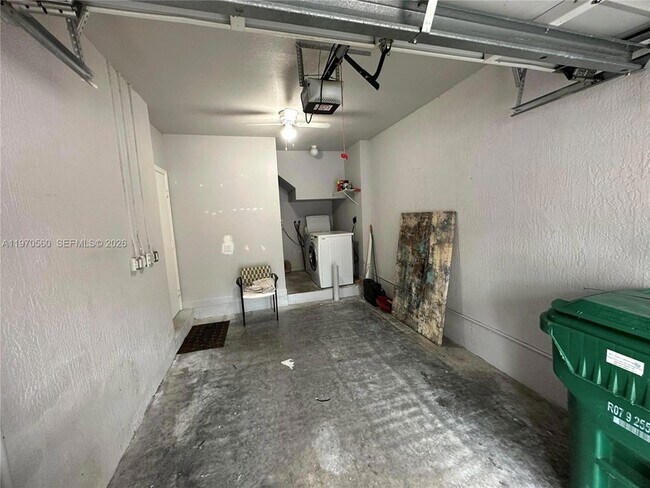 Building Photo - 21434 SW 85th Psge