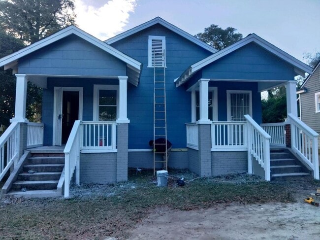 Building Photo - 1503 11th Ave