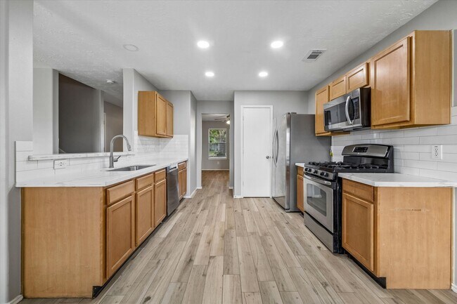 Building Photo - 21211 Grand Linden Ct