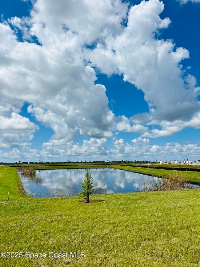 Building Photo - 1256 Dugan CIR SE