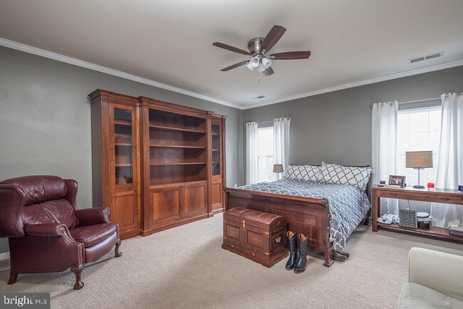 Building Photo - 9776 Corbett Cir