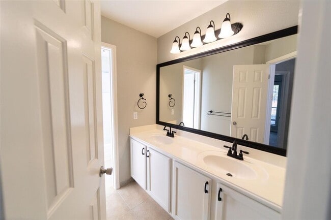 Building Photo - 8917 Joachim Ln