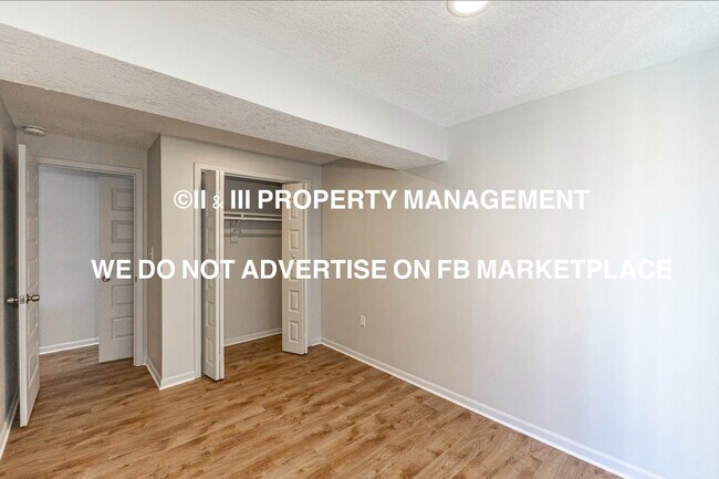 Building Photo - 12566 S Canyon Dr