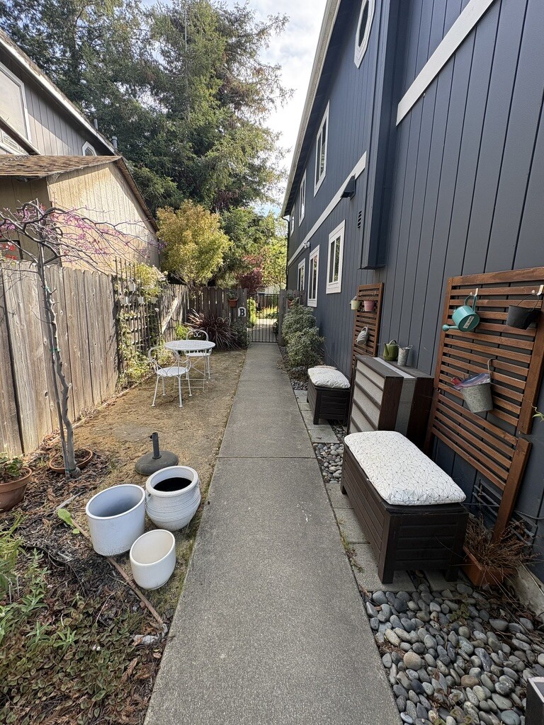 Building Photo - 3138 Market St