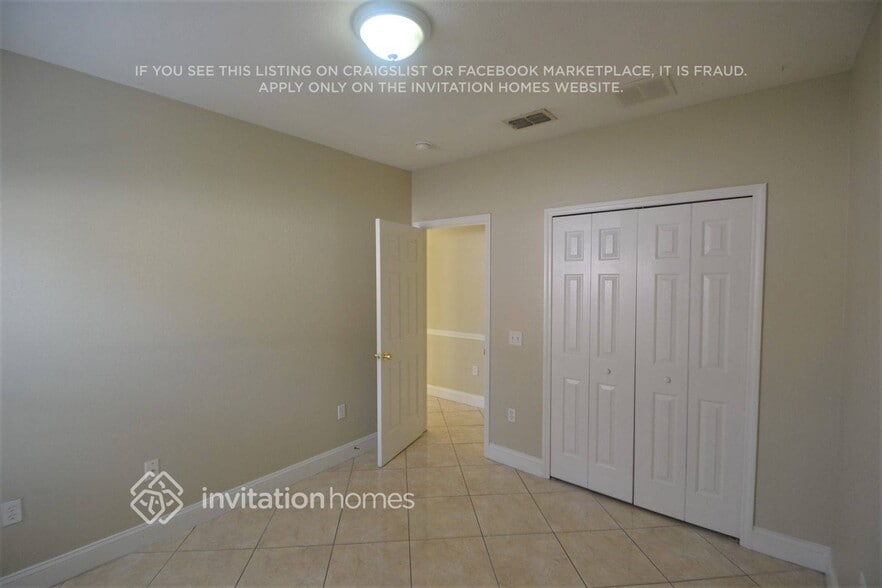 Building Photo - 236 Bedford Dr