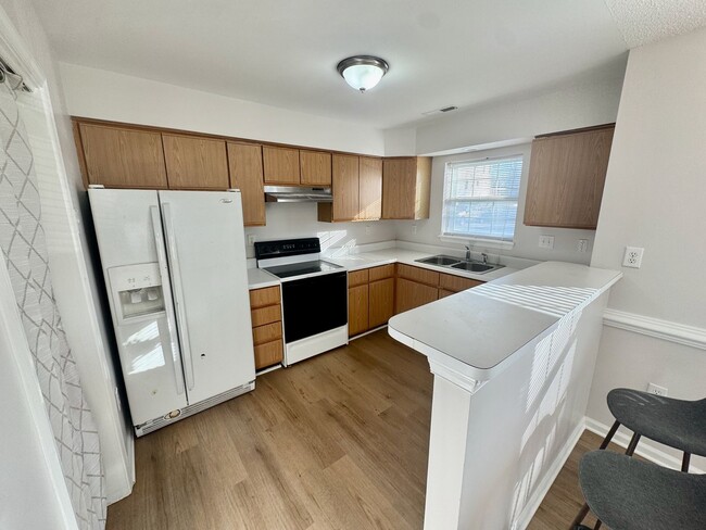 Building Photo - 1562 Indiana Ave