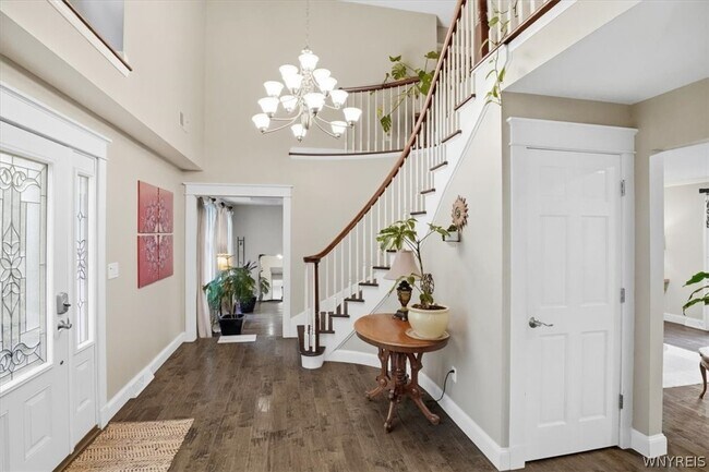 Building Photo - 125 Amberwood Dr