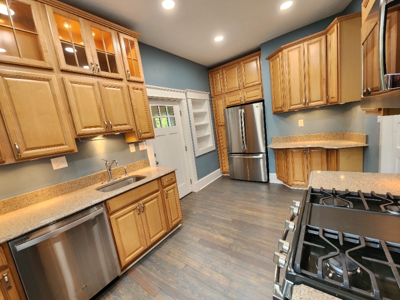 Building Photo - 1108 College Ave