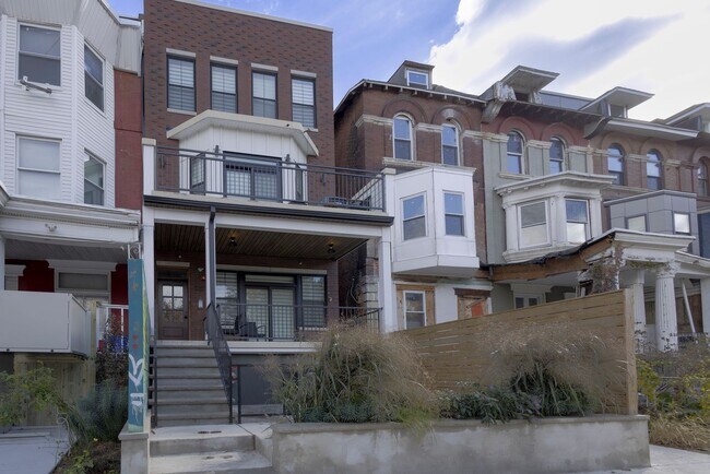 Building Photo - 1925 N 32nd St