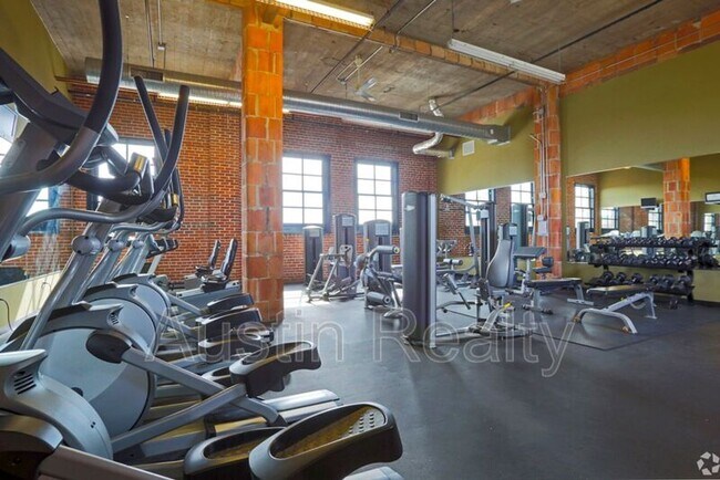 Building Photo - 1520 Washington Ave