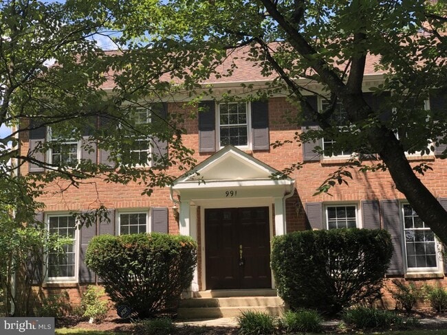Building Photo - 991 Farm Haven Dr