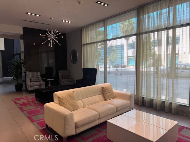 Building Photo - 1234 Wilshire Blvd