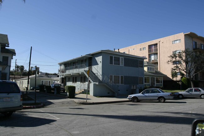 Building Photo - 525 Chestnut Ave