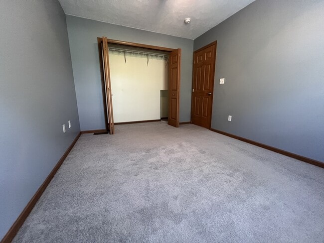 Building Photo - 848 Quadrilla St