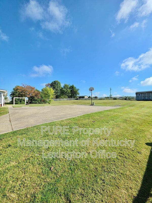 Building Photo - 3449 Colonel Rd