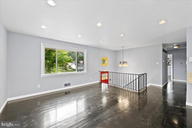 Building Photo - 5208 Kimanna Dr