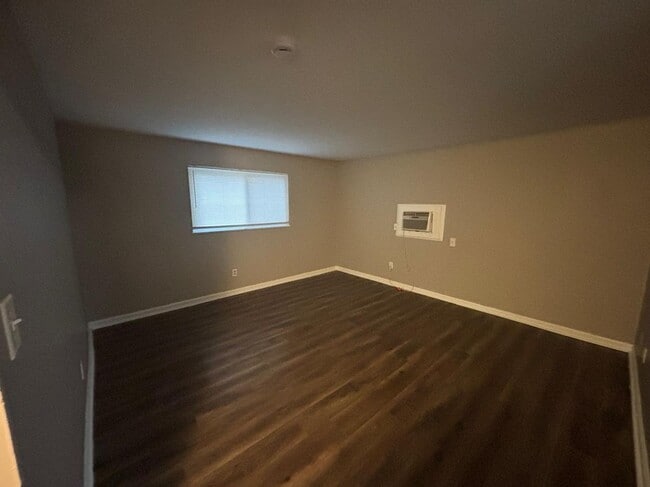 Building Photo - 3717 Beulah Rd