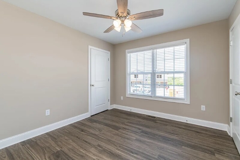 Building Photo - 1134 Judah Bear Blvd