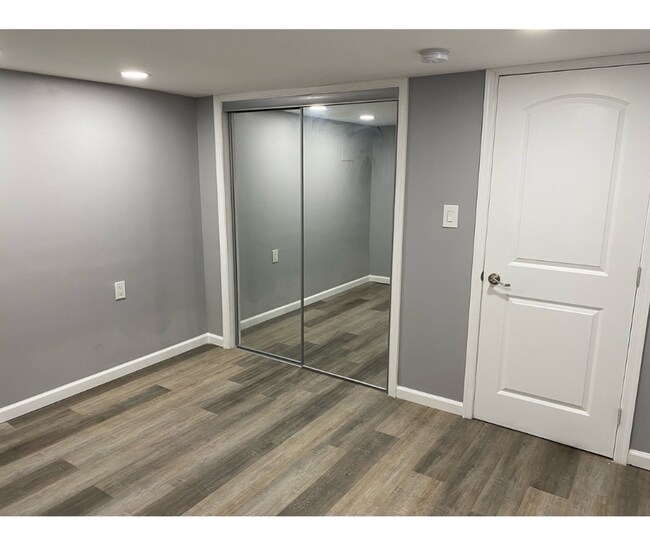 Building Photo - 6 S Franklintown Rd