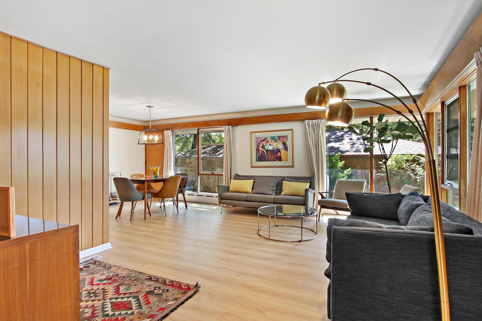 Building Photo - 435 Lynn Terrace