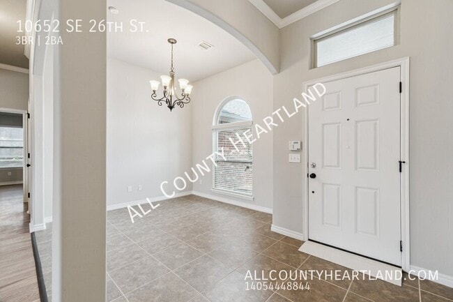 Building Photo - 10652 SE 26th St
