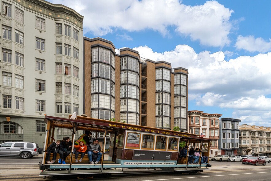 Building Photo - 1255 California St