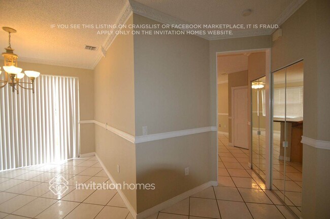 Building Photo - 669 NW 151st Ave