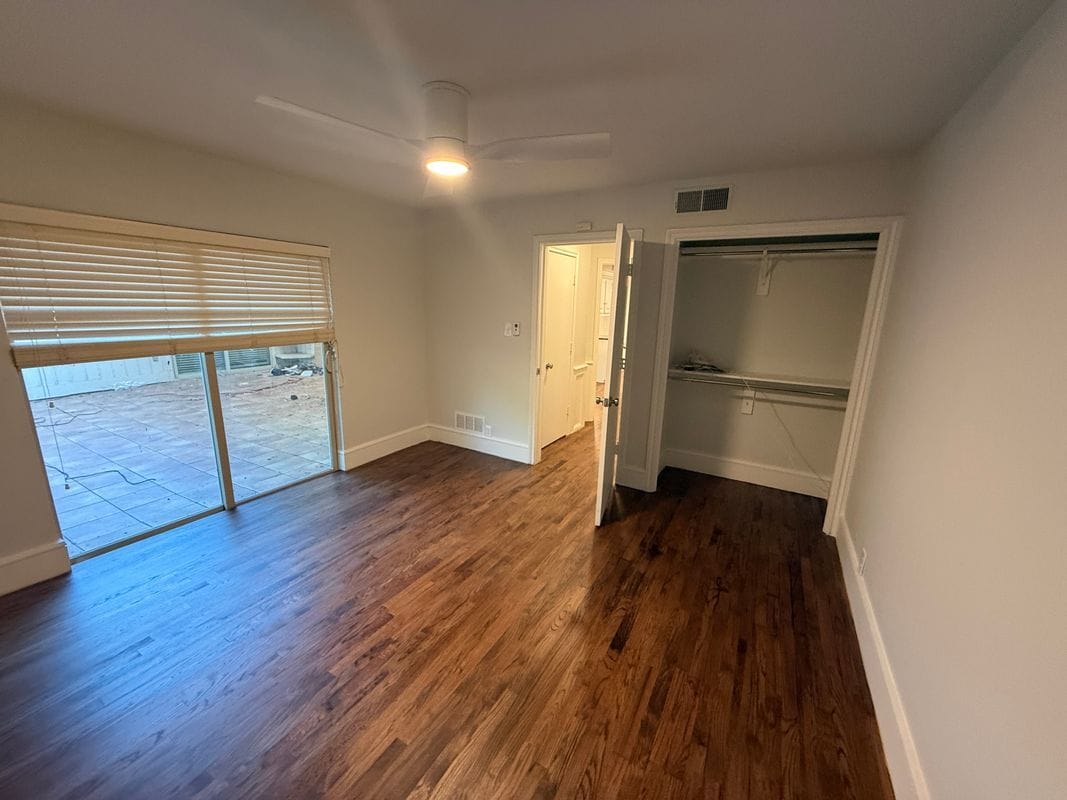 Building Photo - 6911 Gateridge Dr