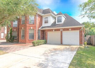 Building Photo - 15411 Seminole Canyon Dr
