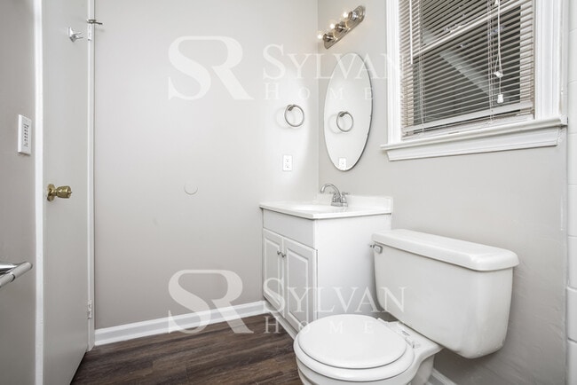 Building Photo - Carve Out a Great Life Here!