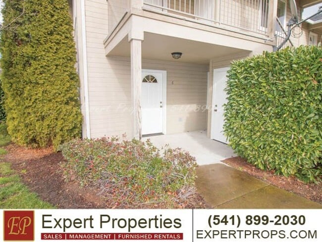 Primary Photo - Clean and Upstairs 2 Bed, 2 Bath Apartment in East Medford – Juniper Ridge