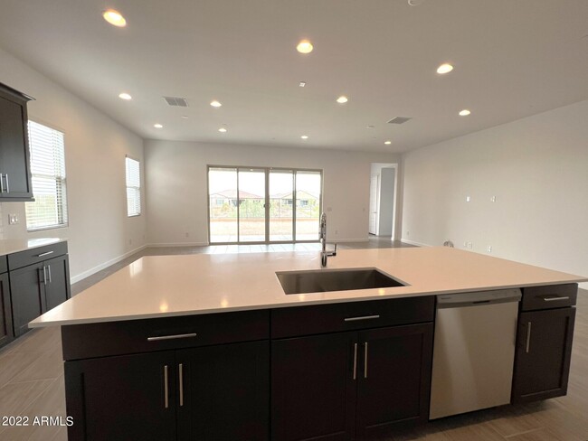 Building Photo - 12509 W Via Caballo Blanco