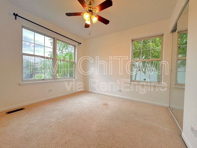 Building Photo - 118 Dorshire Ct