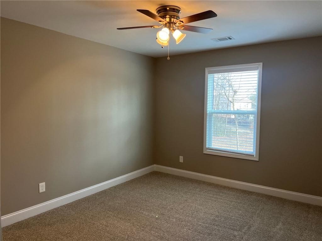 Building Photo - 732 E Jefferson St