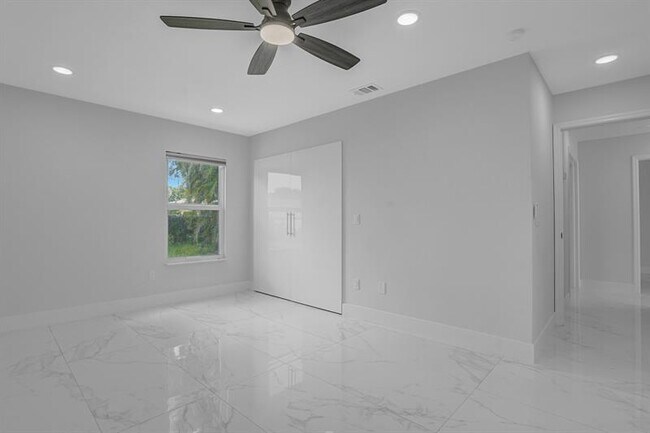 Building Photo - 8389 Rural Ln