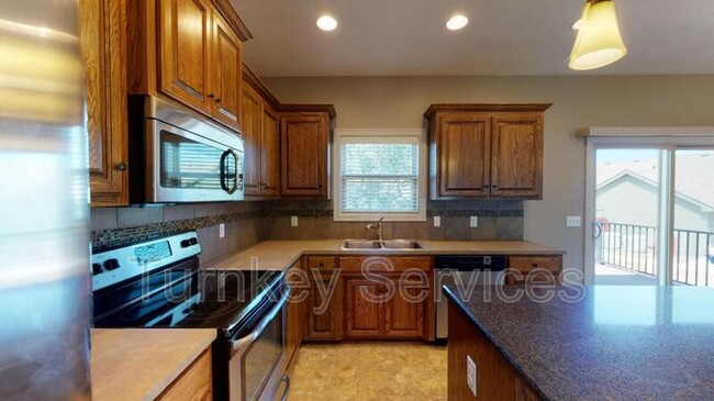 Building Photo - 1604 Barrington Pkwy