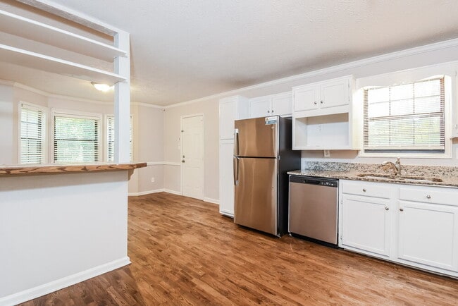 Building Photo - 4710 Spring Gate Dr