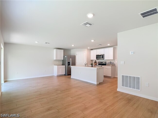 Building Photo - 14168 Hemingway Oaks Trl