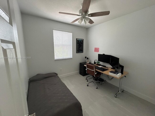 Building Photo - 12553 SW 121st Way